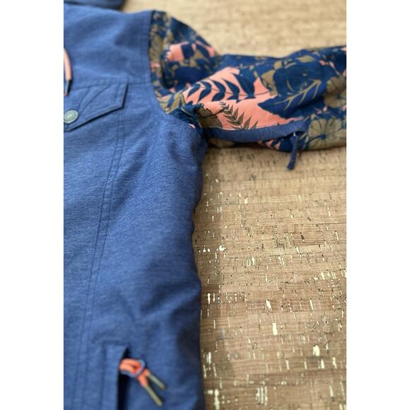 ROXY Women's CEDER Snow Jacket Size Medium - Picture 6 of 9